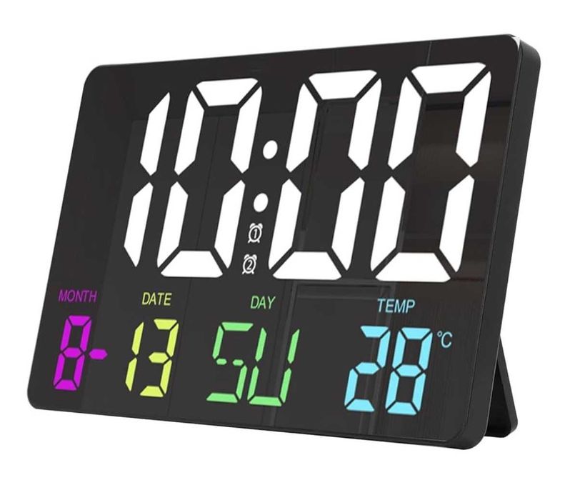 Cyfrowy zegar ścienny