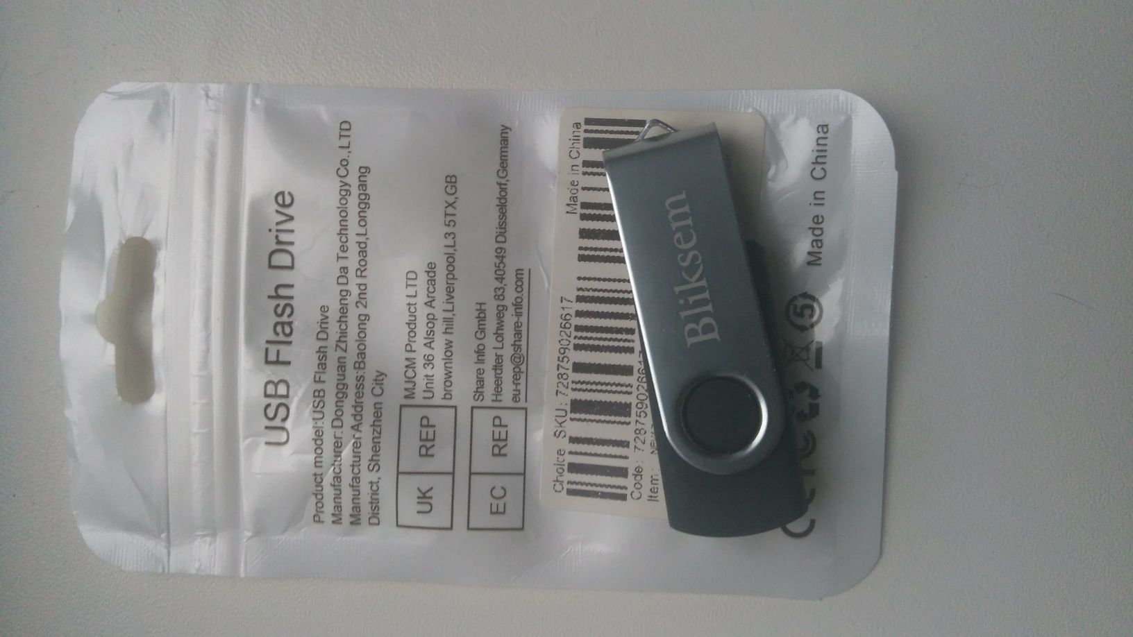 Флешка USB 64gb.