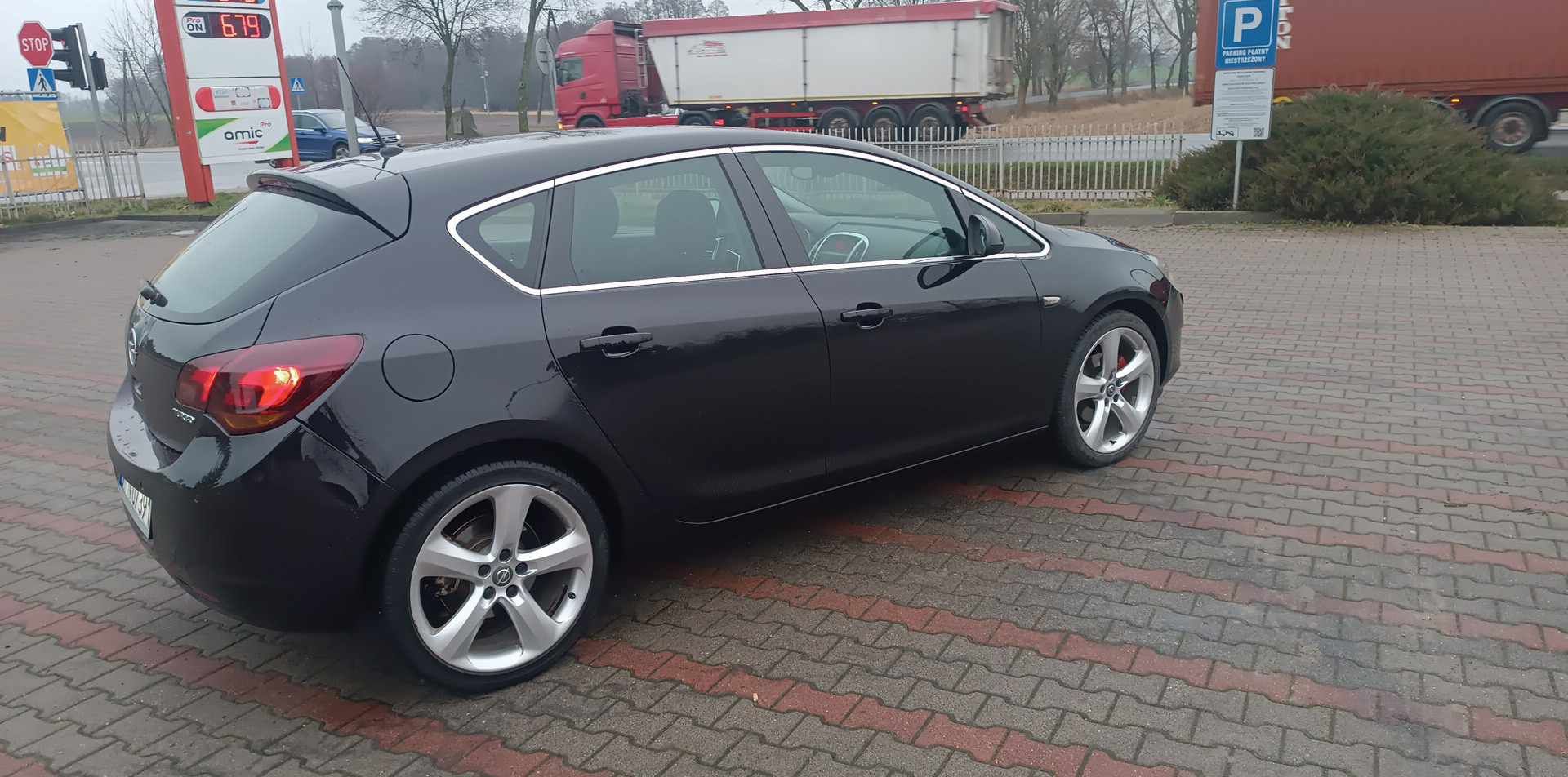 Opel Astra j 1.6 turbo super:)