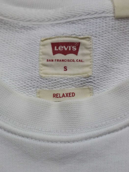Levis 501 navy white  biała bluza bez kaptura z grantowym haft logo
