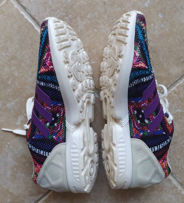 Adidasy damskie 40 2/3r, US 8,5; UK 7, długość wkladki 25cmmodel Torsi