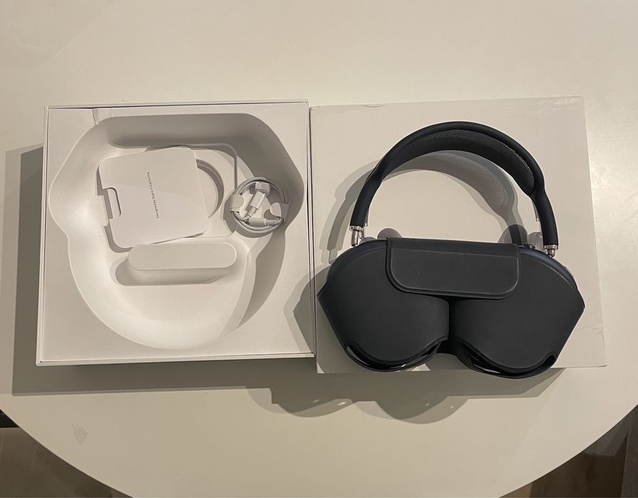 Sluchawki Airpods Max