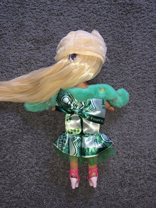 NANANA surprise teens Na! Na! Na! Lol carmen linda lol