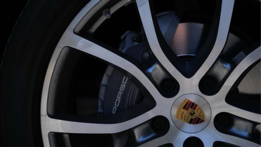 Porche Caenne 2020 рік 40000 пробігу дуже гарний стан.