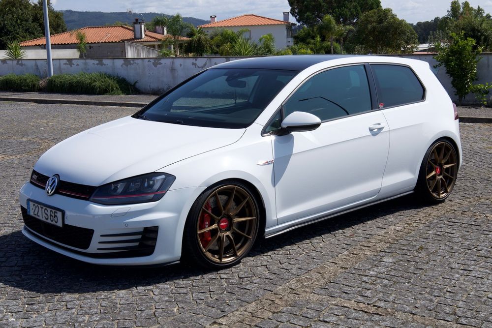 VW Golf GTI Performance BlueMotion DSG