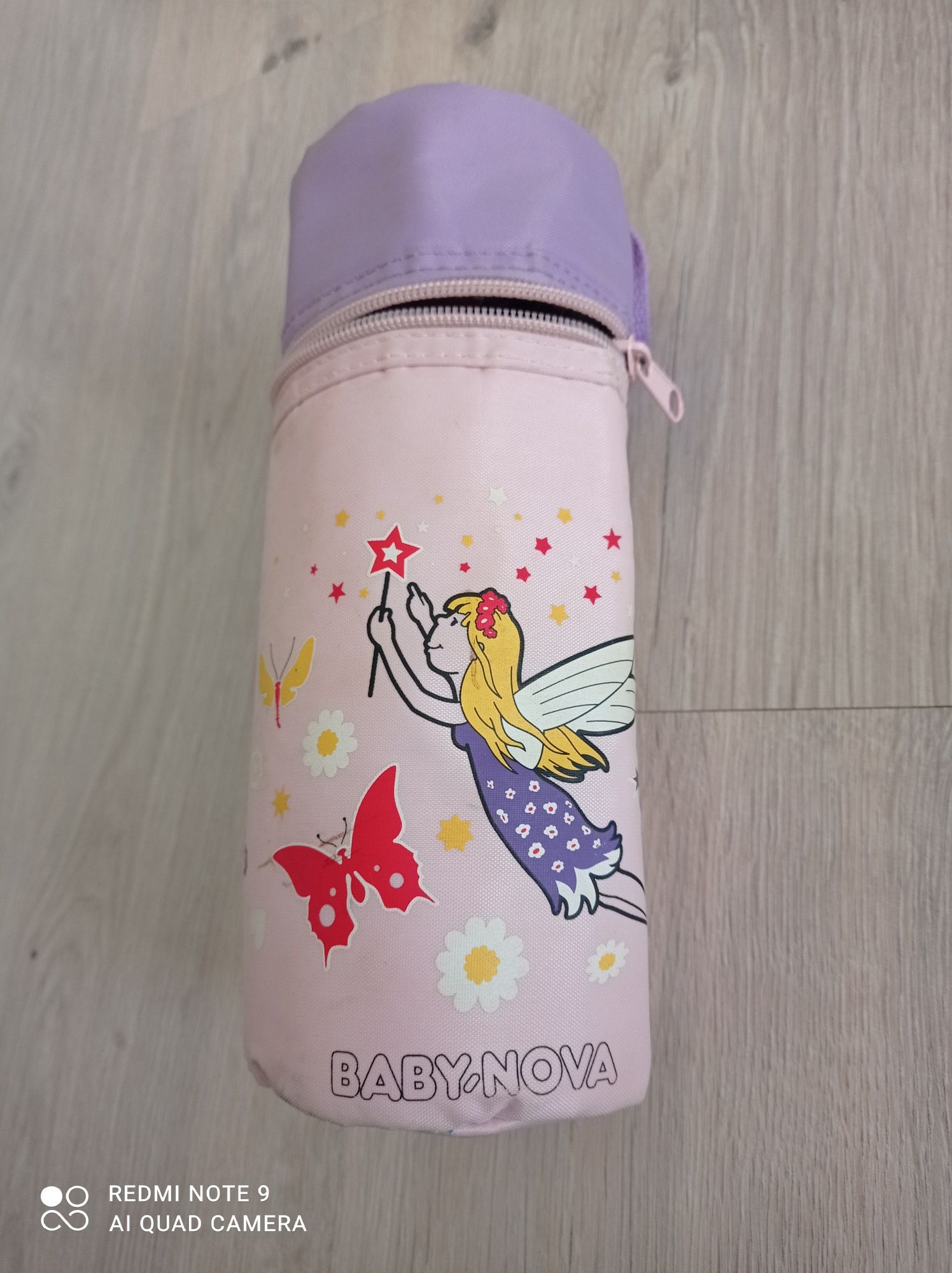 Etui pokrowiec termiczny na butelkę Baby Nova dla dziewczynki