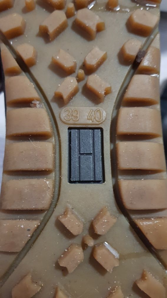 Šniegowce Tommy Hilfiger 40