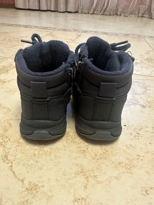 Дитячі черевики Zara