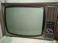 Televisão muito antiga