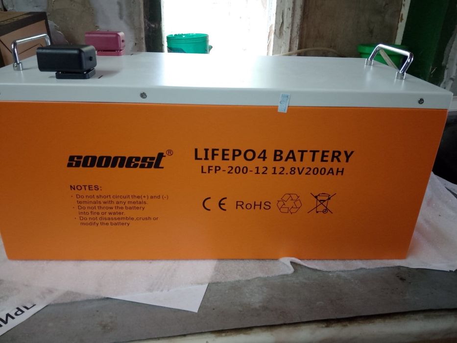 Акамулятор LiFePO4 12 в 200 а