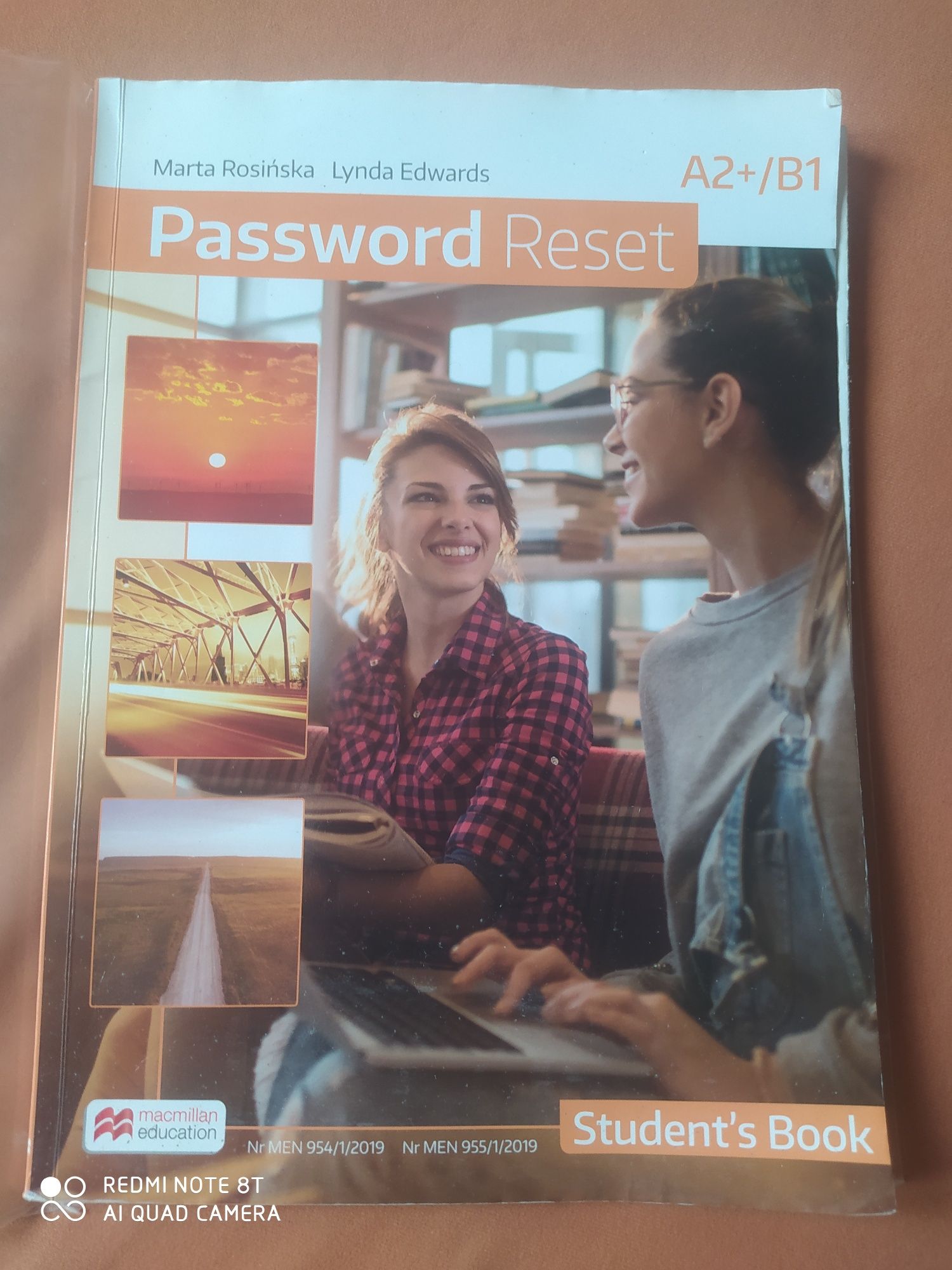 Password Reset A2+/B1 . Podręcznik do j. angielskiego kl. 1 liceum, te