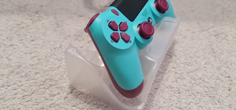 Pad ps4 ori z Japonii  Bardzo dobry stan