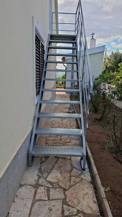 Alentejo! Apartamento em vivenda com entrada independente