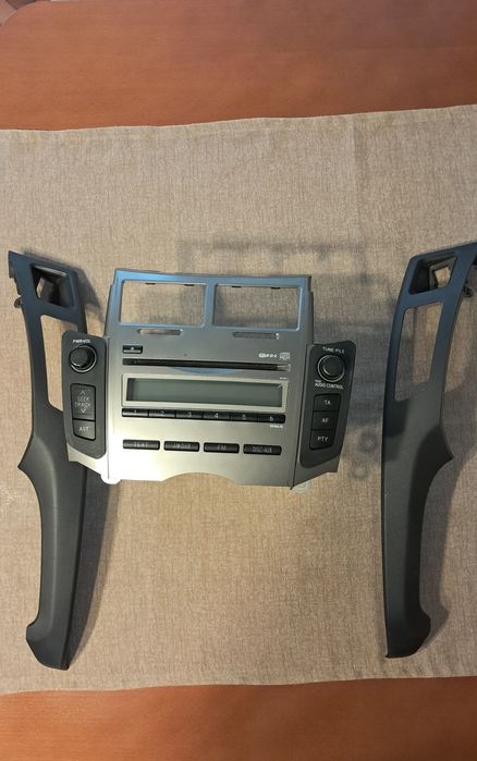 Radio Toyota Yaris 2