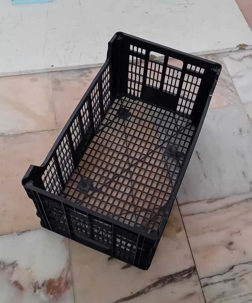 10 Caixas de transporte empilháveis - 4€ cada
