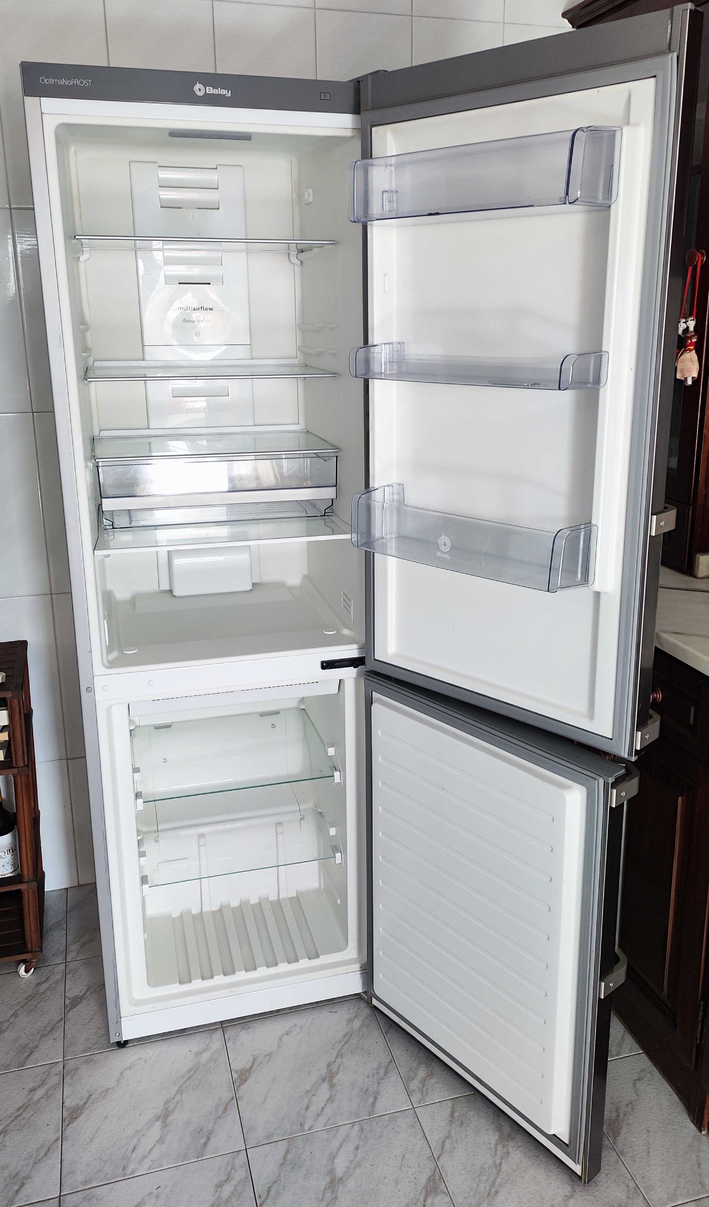 Frigorífico Combinado Balay 320L A++
