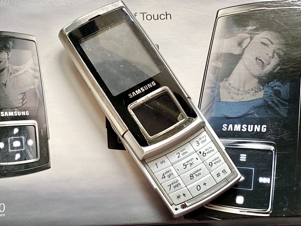 SAMSUNG SGH-E950 . Мобильный телефон.