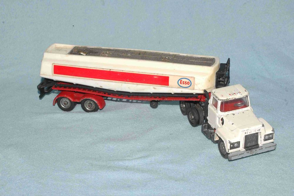 Corgi major – MACK