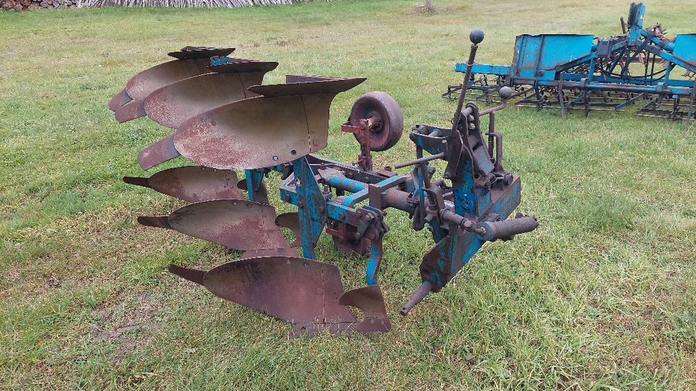 Pług 2 3 skibowy obrotowy Kverneland Lemken Krone