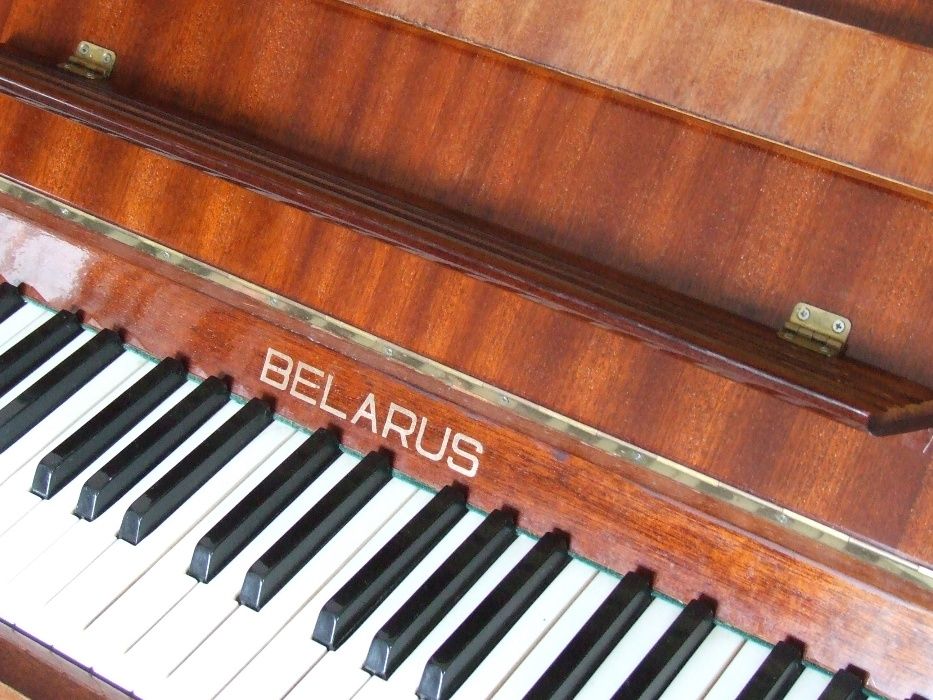 Pianino Belarus w dobrym stanie