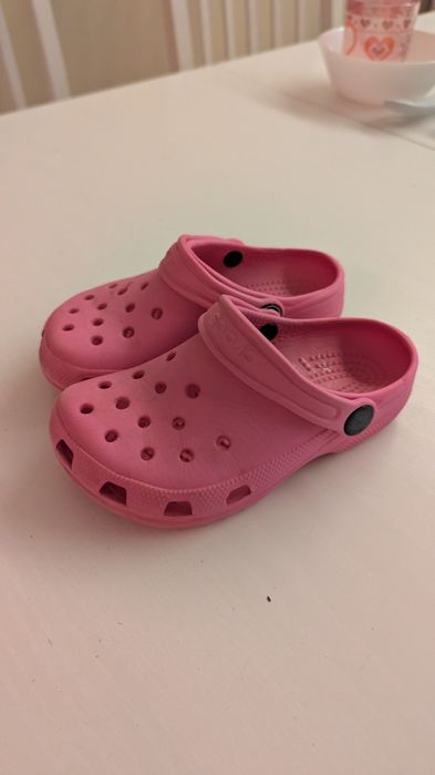 Klapki Crocs C 10-11, rozmiar 28 - 29