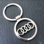 NOWY Breloczek AUDI srebrny brelok do kluczy kluczyka zawieszka