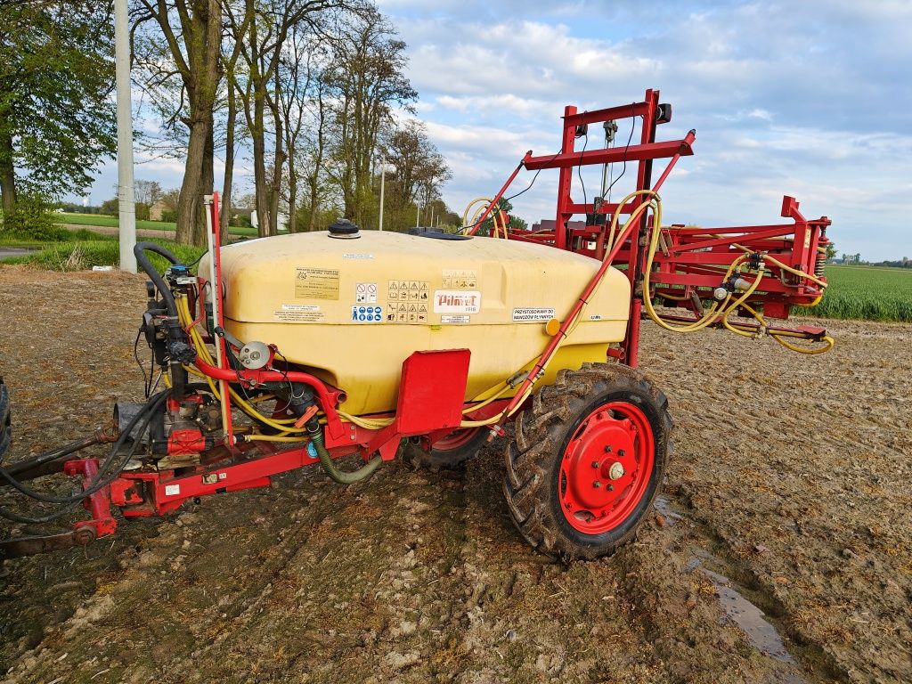 Opryskiwacz pilmet 1200l 15m