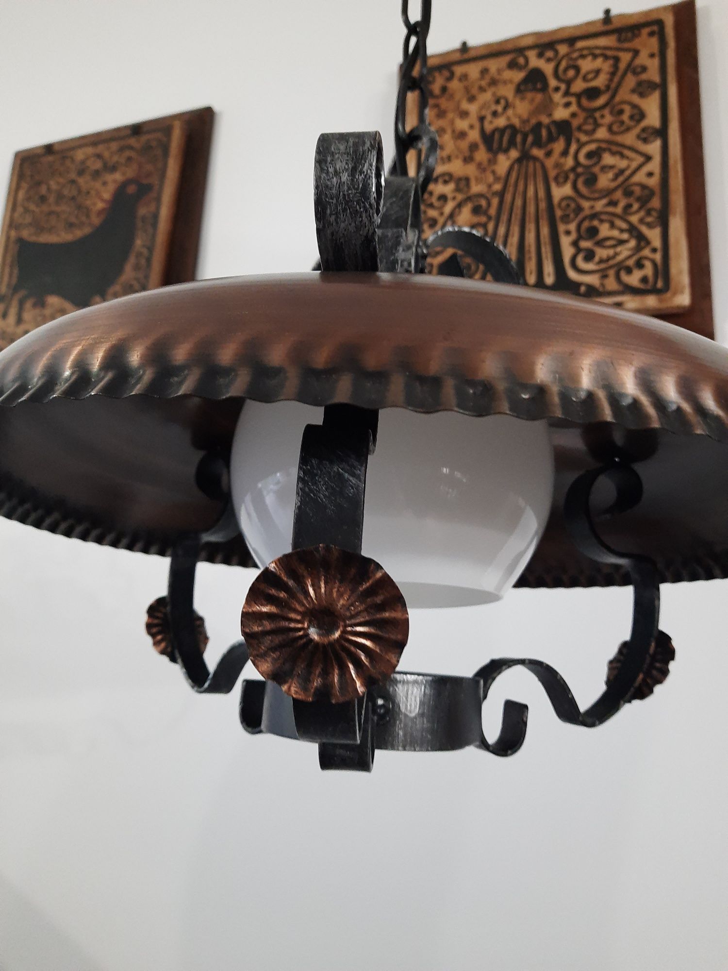 Lampa loftowa, rustykalna, z miedzianym kloszem