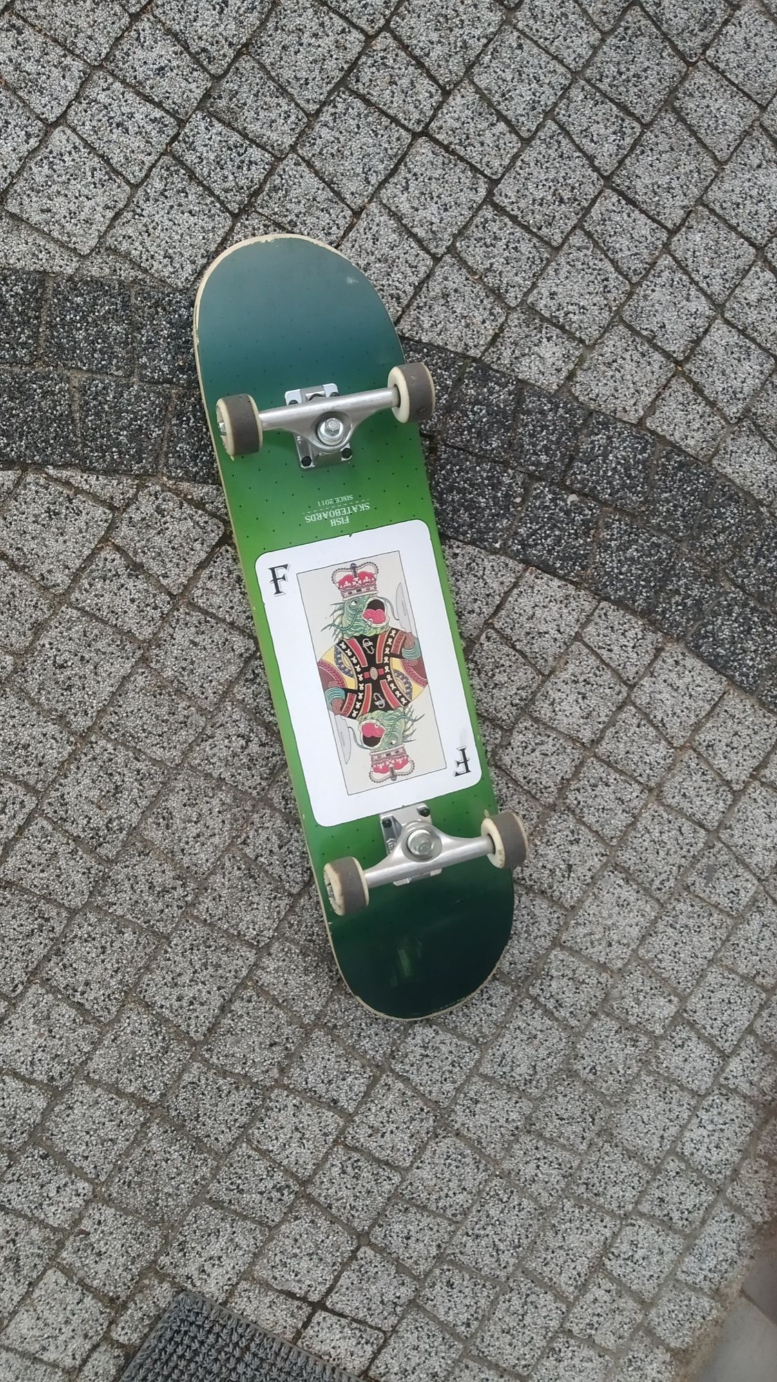 Deskorolka klasyczna fish skateboards 8"