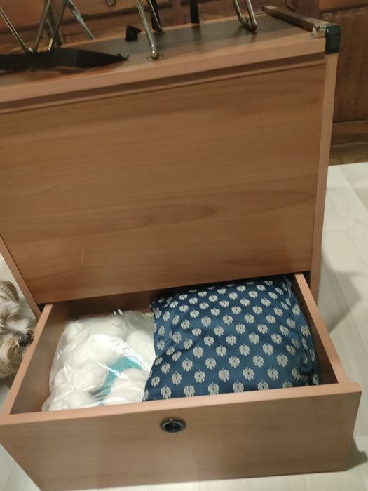 Mesa com ferro escondido