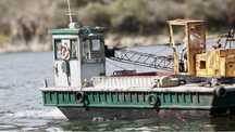 Draga/Barco Rc escala 1:10 com grua
