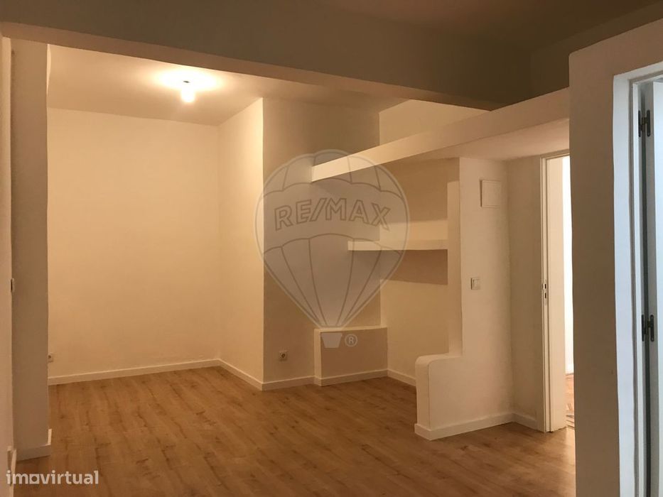 Escritório T5 para arrendamento