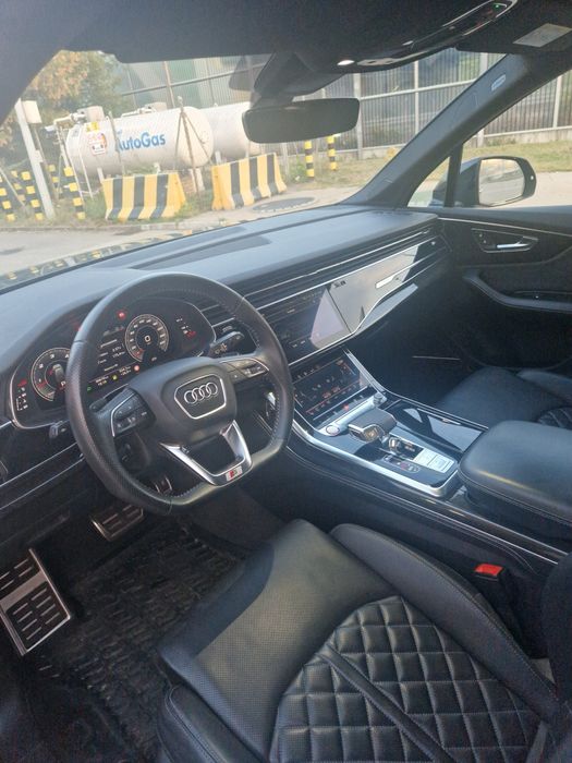 Wynajem samochodów Nowe Używane.Audi Q7 S7.