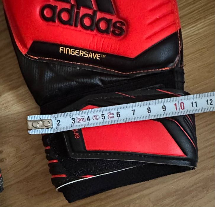 Воротарські рукавиці Adidas predator pro розмір 10