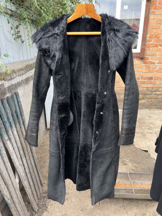 Прекрасна шкіряна жіноча дублянка