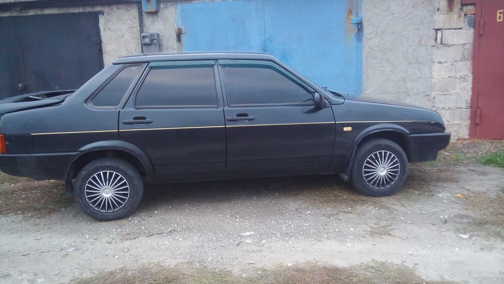 Продам ВАЗ 21099 Black на газу