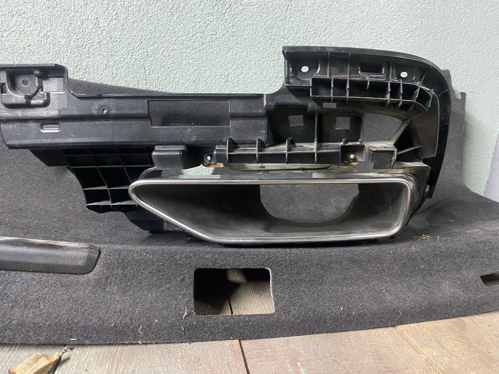 Końcówka wydech Audi A4 B9 Lewa i prawa strona kompletne