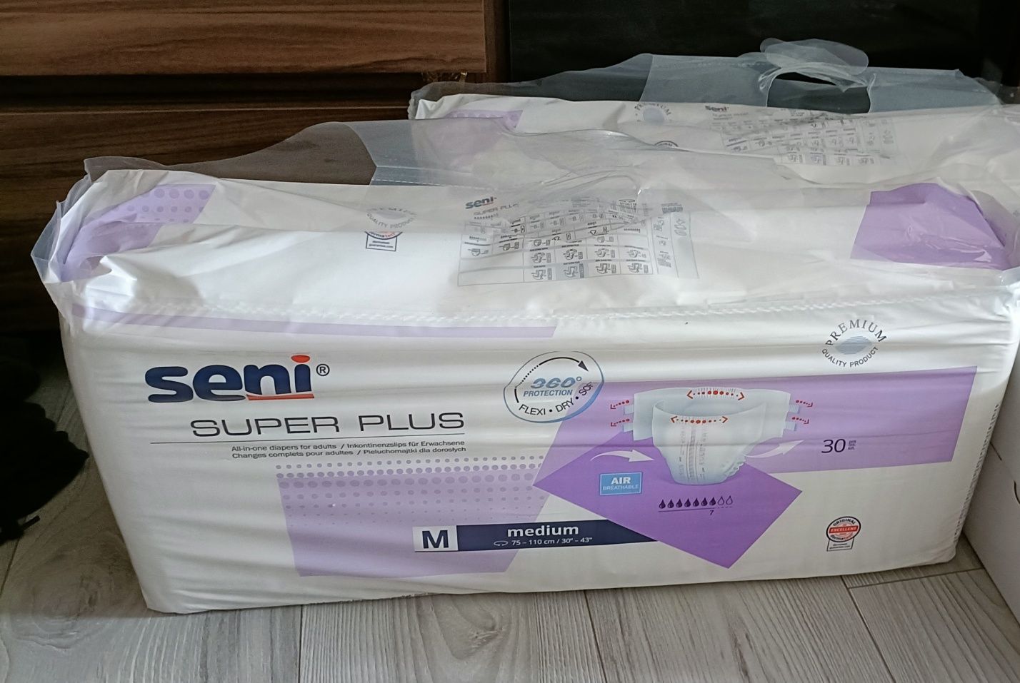 Pieluchomajtki seni super M