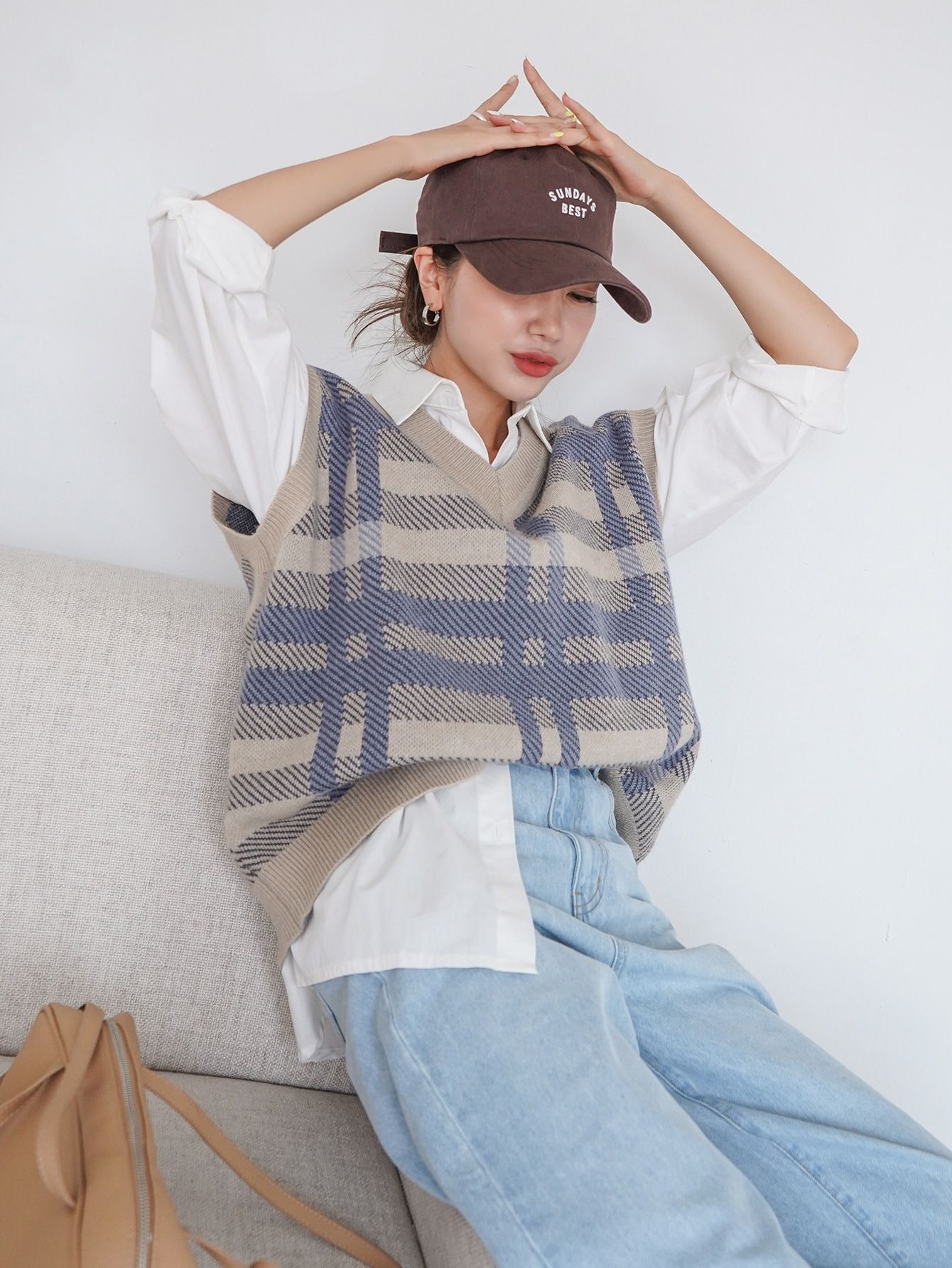 Sweterek Kamizelka Oversize Luźna W Kratkę Z Dekoltem V Casual Dazy M