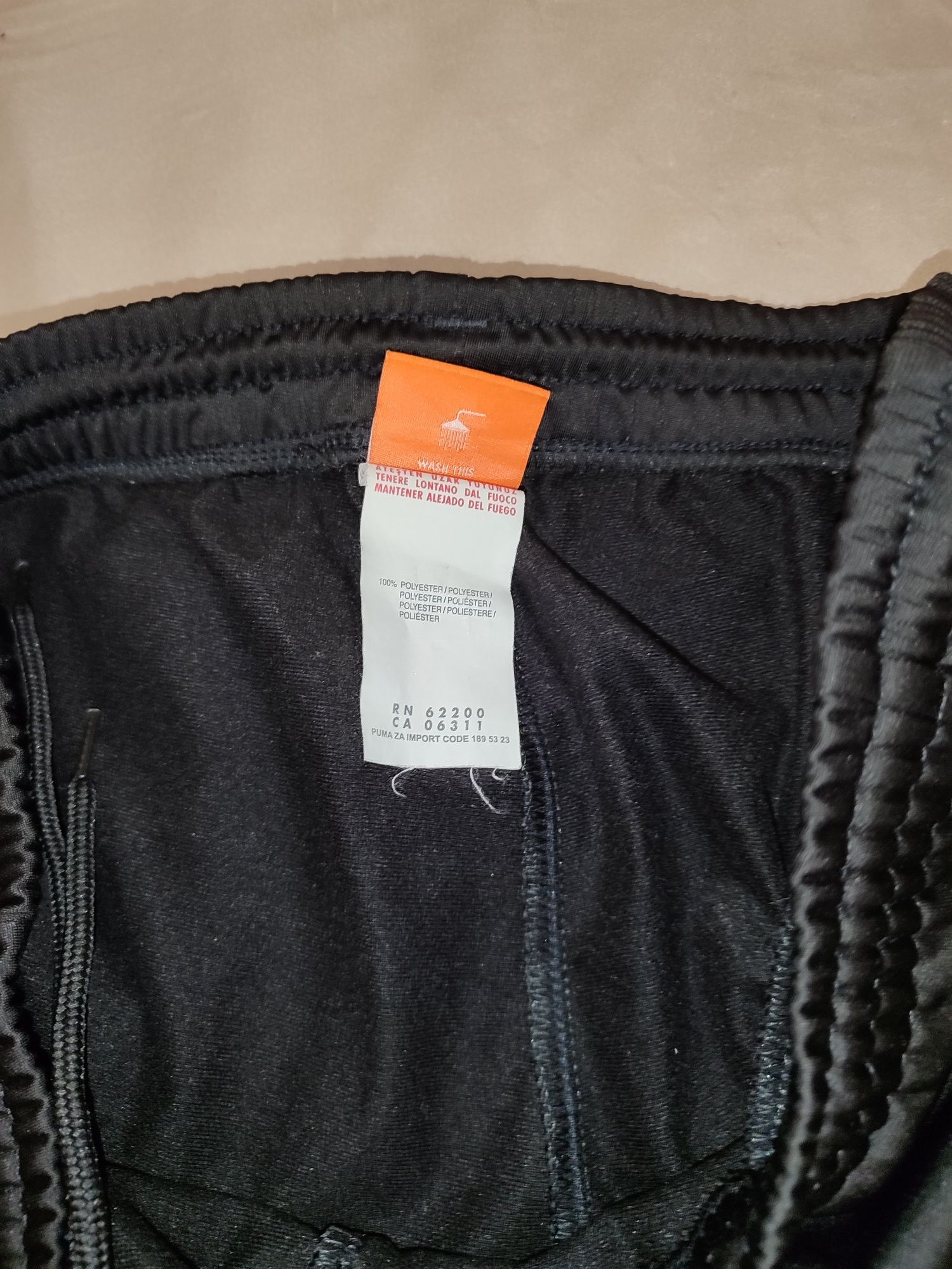 Продам спортивные штаны Puma