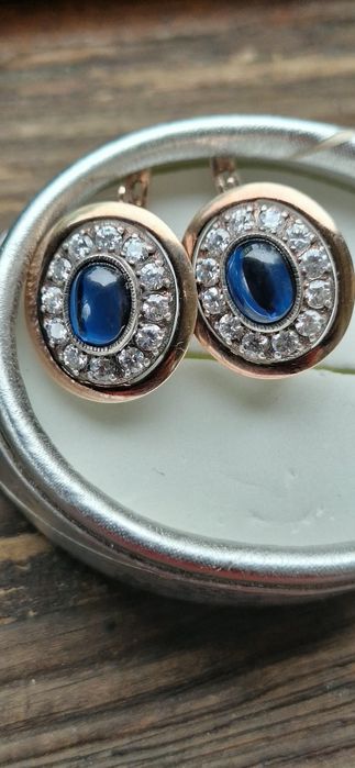 Продам женские  серебряные серьги