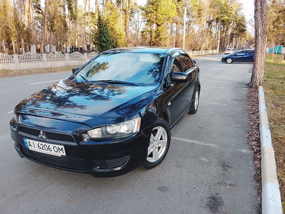 Лансер 10 1.5  газ.бензин