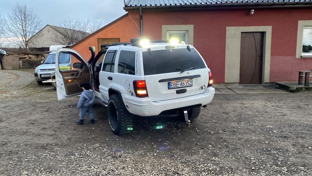 Jeep Grand Cherokee 4.7 V8 LPG 258 KM