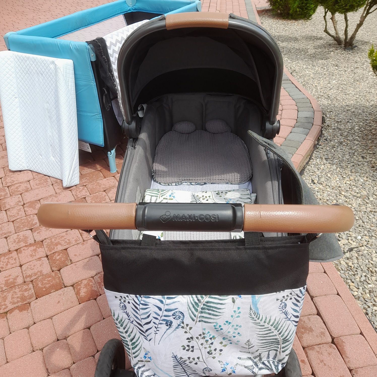 Wózek maxi cosi adorra z gondolą