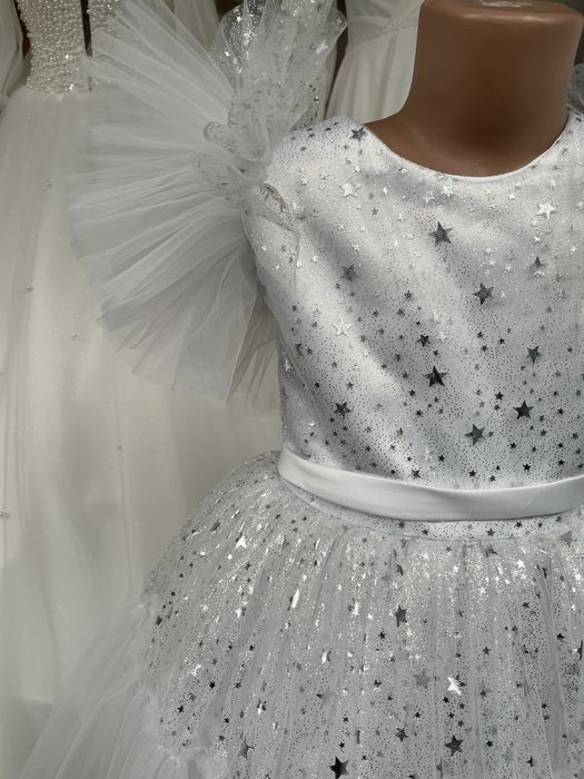 Сукня сніжинка , сукня для дівчинки 3-5 років , святкова сукня