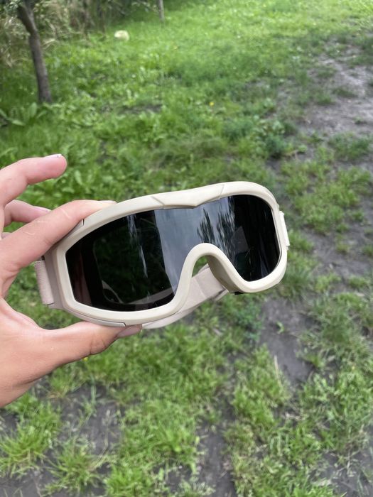 Тактичні окуляри