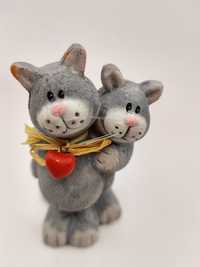 Figurka koty para przyjaciele serce ceramika ozdoba kot
