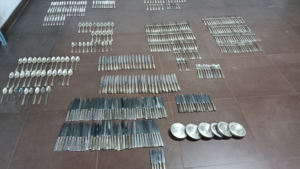 Posrebrzane sztućce Kruppa oraz Wellnera .