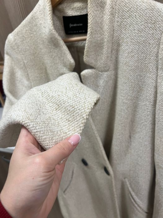 Пальто жіноче Stradivarius