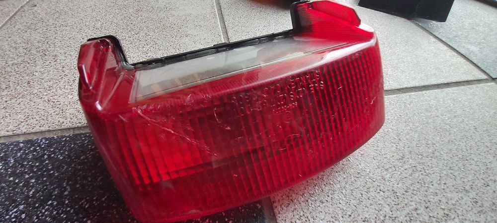 lampa  tył tylna  honda  CBR 600 F3  1991-94